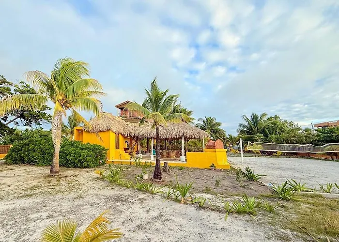 La Casa Pura Vida *