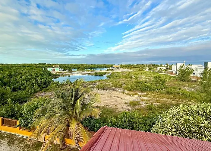 La Casa Pura Vida